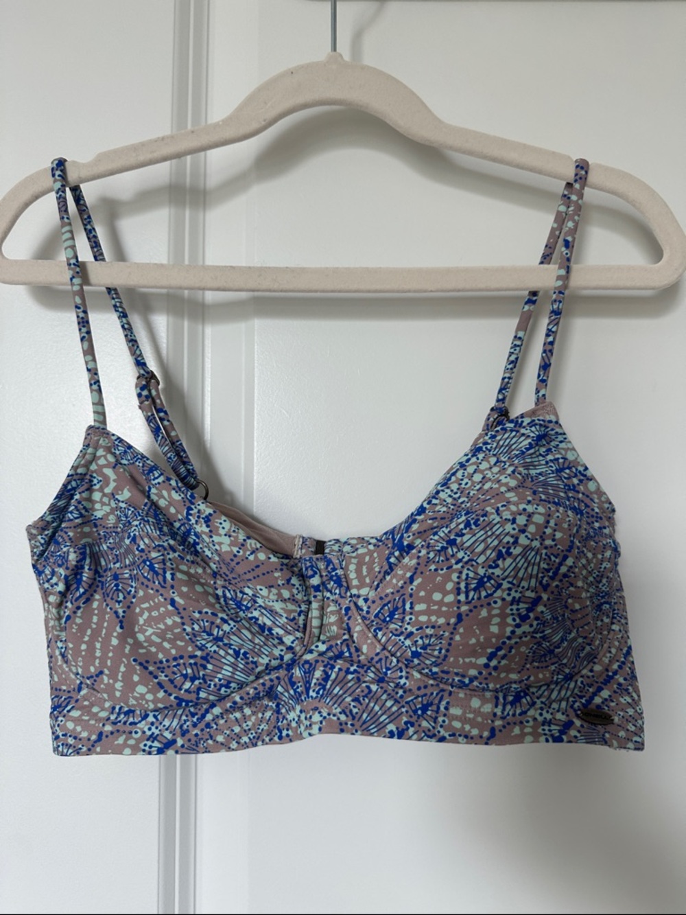 O’Neill Abstract Leaf Pattern Bikini Top
